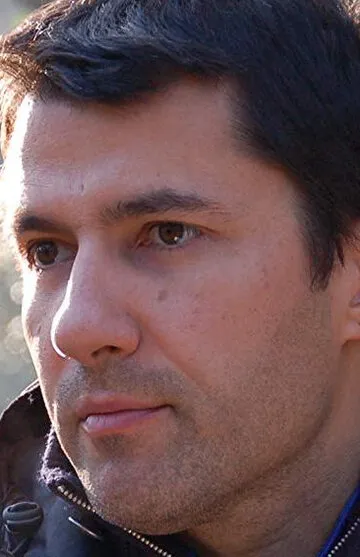 Фотография режиссера – Омар Мадха (Omar Madha)