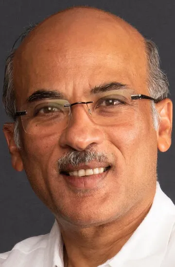 Фотография режиссера – Сурадж Р. Барджатья (Sooraj R. Barjatya)