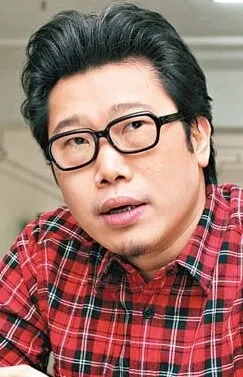 Фотография режиссера – Дерек Квок (Derek Kwok)