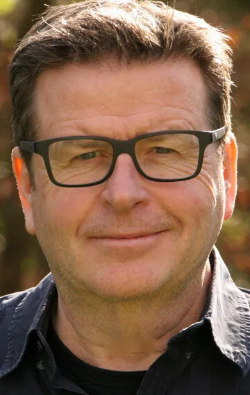 Фотография актёра Саймон Уэст