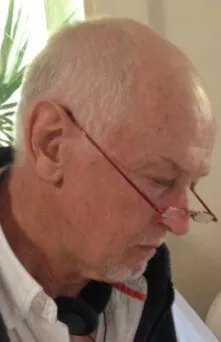 Фотография актёра Йен Бэрри