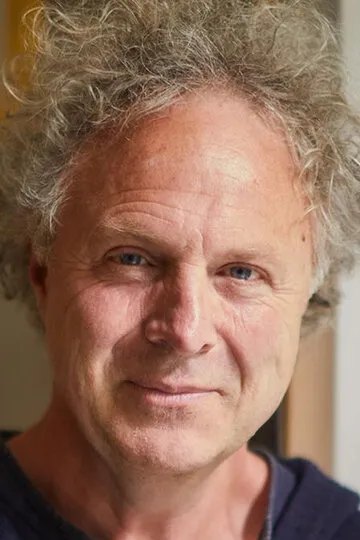 Фотография актёра Чарли Маккизи