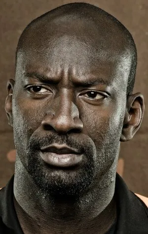 Фотография актёра Акин Омотосо