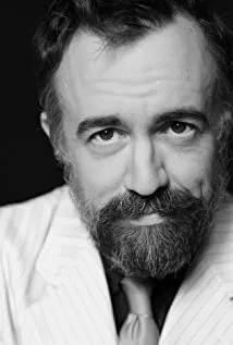 Фотография актёра Максвелл Атомс