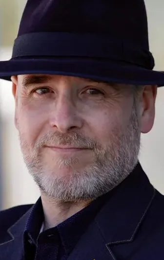 Фотография актёра Сальвадор Симо