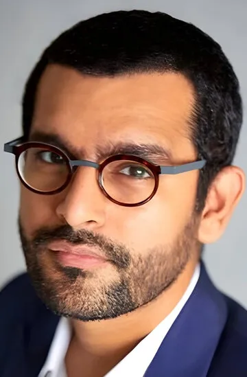 Фотография актёра Шакун Батра