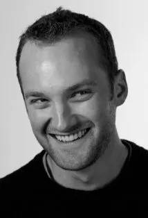 Фотография режиссера – Ричард Грэй (Richard Gray)