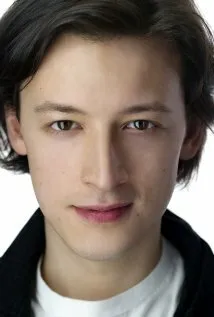 Фотография актёра Монро Робертсон