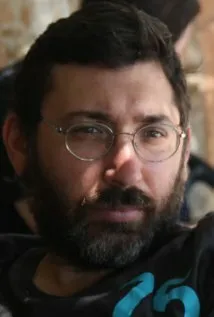 Фотография режиссера – Керем Дерен (Kerem Deren)