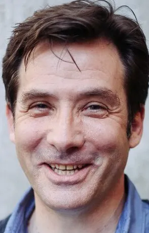 Фотография актёра Джеймс Хоуз