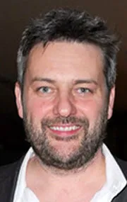 Фотография актёра Каспар Мунк