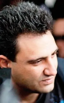 Фотография актёра Алпер Местчи