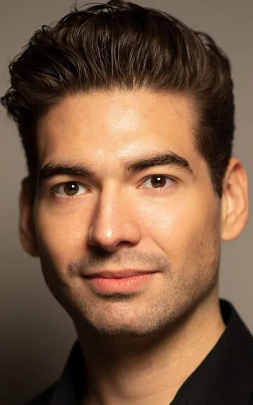 Фотография актёра 