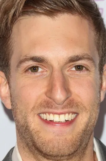 Фотография актёра Аарон Фрадкин