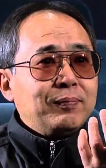 Фотография актёра Ёсиаки Кавадзири