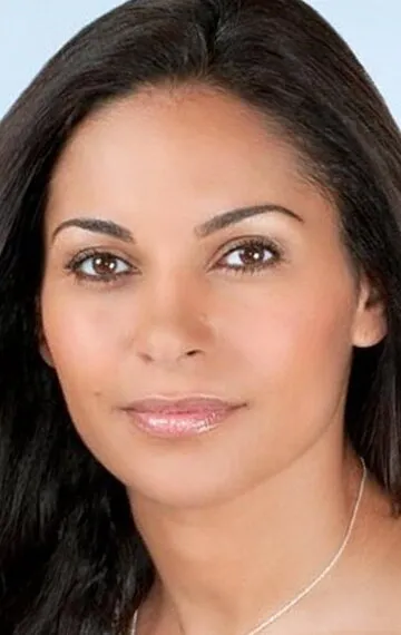 Фотография режиссера – Салли Ричардсон-Уитфилд (Salli Richardson-Whitfield)