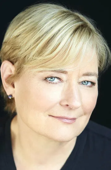 Фотография актёра Кари Скогланд